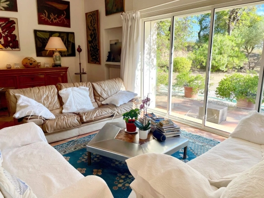 à vendre maison, villa La Garde-Freinet - PROPRIÉTÉ ANCIENNE AU CHARME EXCEPTIONNEL À LA VENTE A LA GARDE-FREINET