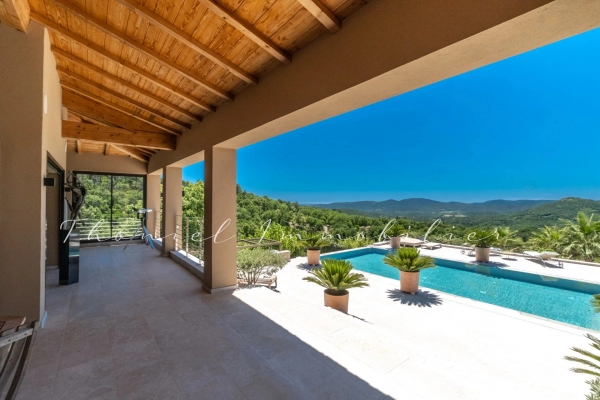 à vendre maison, villa La Garde-Freinet - Maison contemporaine à vendre à La Garde Freinet