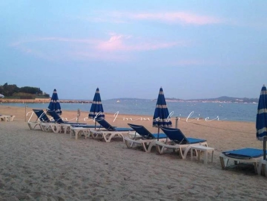 à vendre maison, villa Grimaud - Villa à la vente dans un domaine privé de Grimaud à pied des plages