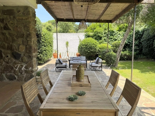 Vente maison, villa Grimaud - Villa à la vente dans un domaine privé de Grimaud à pied des plages