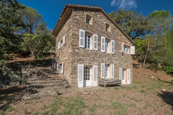 For sale house, villa La Garde-Freinet - Charming property with panoramic views, tennis court and swimming pool