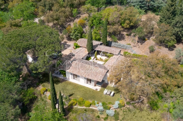 à vendre maison, villa La Garde-Freinet - Propriété de charme dans la campagne